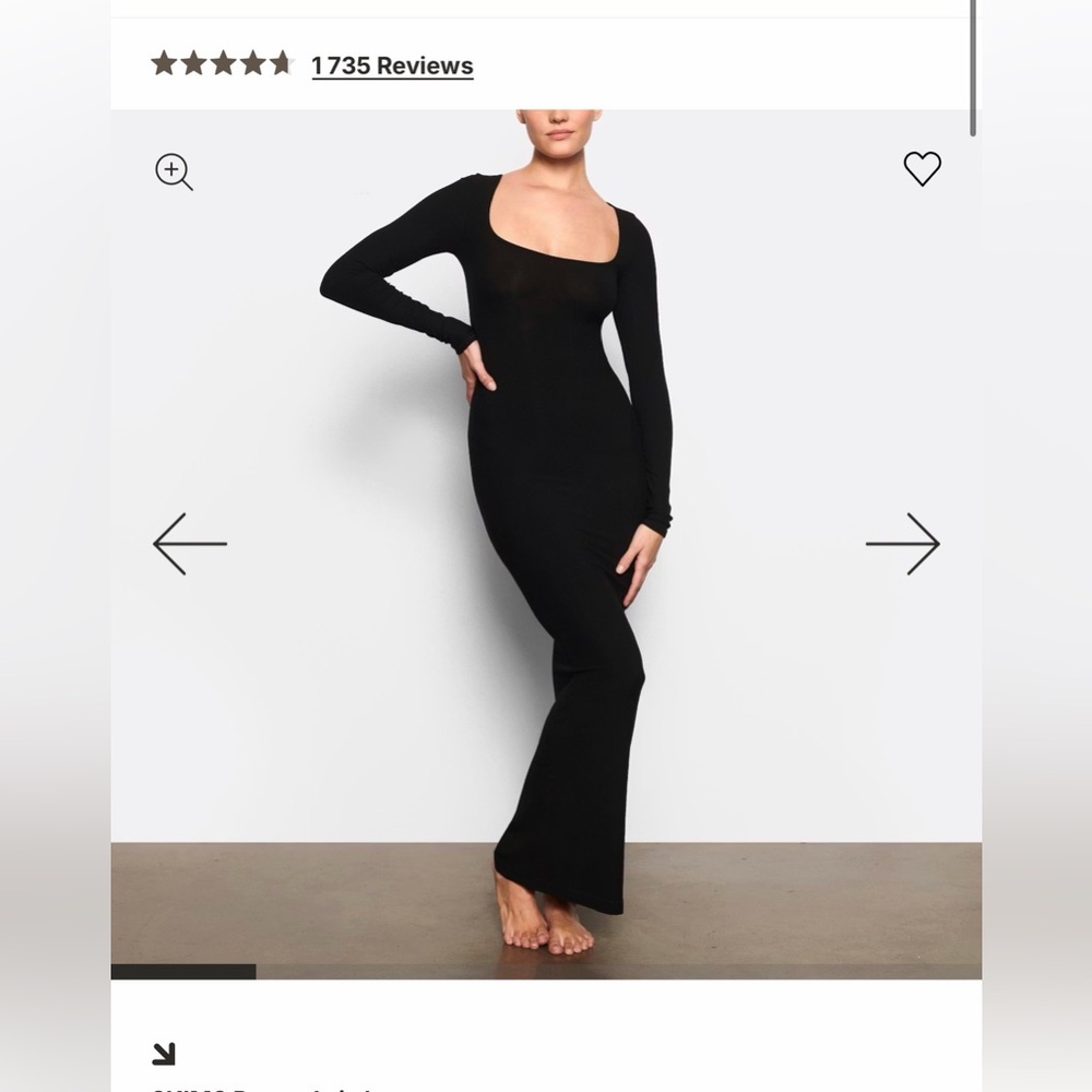 Skims SOFT LOUNGE
LONG SLEEVE DRESS